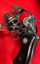 NNIB Nickel Charter Arms Undercover .38 Special 5 Shot Snub Nose Revolver with Holster - 6 of 15