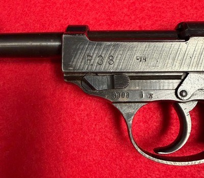 Vintage WW2 German P38 9MM in Excellent Condition Manufactured in 1943 - Image 2 of 15