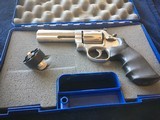 S&W 686 PLUS, 4”, box - 1 of 9