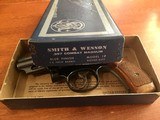 Ugly improperly-stored S&W M19-3
2-1/2” w/box - 10 of 12