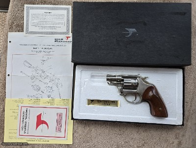 High Standard Sentinel MK I .22 LR