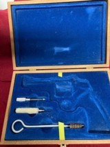 Smith & Wesson 57 41 Rem. Mag. - 2 of 12