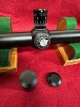 Leupold VX-III 6.5-20X40mm AO Matte
VARMINT w/DOT. - 5 of 7