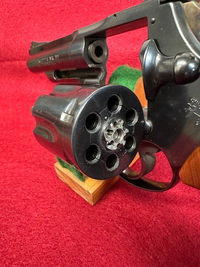COLT TROOPER MK-III.22 W.M.R. (.22 mag) - Image 7 of 11