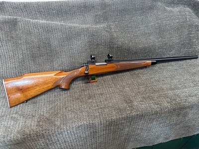 **EARLY** (1967) REMINGTON 700 BDL Varmint Special. 22-250 Rem. - Image 1 of 15