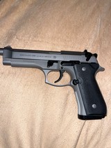 Beretta 92FS INOX 9MM (9X19 PARA) - 2 of 7