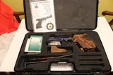 Feinwerkbau AW93, Case, Rink Grips +, 2 Magazines, Scope Mount,
Schussbilte, Tools - 1 of 4