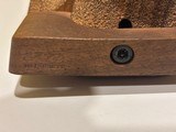 NILL-GRIFFE GRIPS, WALNUT, ADJUSTABLE PALM REST, M/ML, RIGHT HAND, HIGH STANDARD Military/Trophy/The Victor/Sharpshooter - 4 of 4