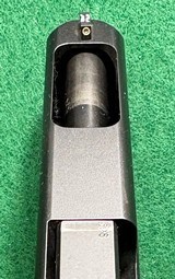 Glock 34, Gen 3, with box, 24 Factory magazines, and a nice Kydex holster - 6 of 11