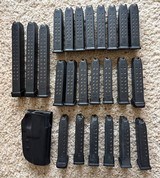 Glock 34, Gen 3, with box, 24 Factory magazines, and a nice Kydex holster - 3 of 11