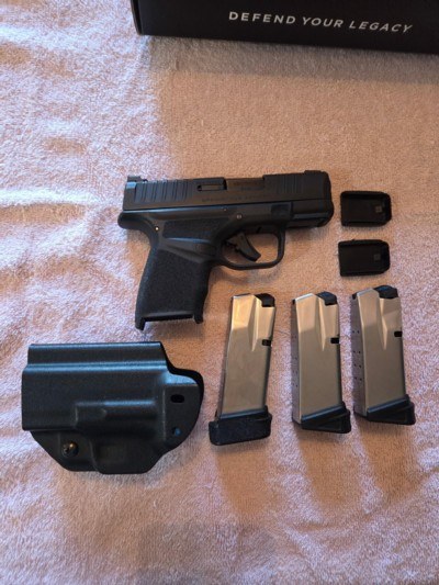 Springfield Hellcat 3in Black 9mm - Image 1 of 6