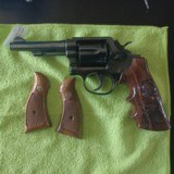 Smith and Wesson model 10 7 - 1 of 5