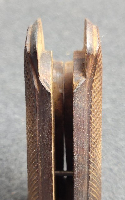 1st Gen Colt OEM Target Grips Full Checkered for Python E/I Frame or Officer's Model - Image 4 of 9