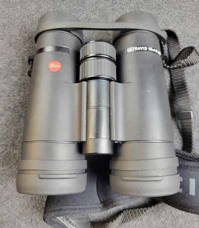 Very Lightly Used Leica Ultravid HD 10 x 42 Binoculars Waterproof 40294 - Image 5 of 16