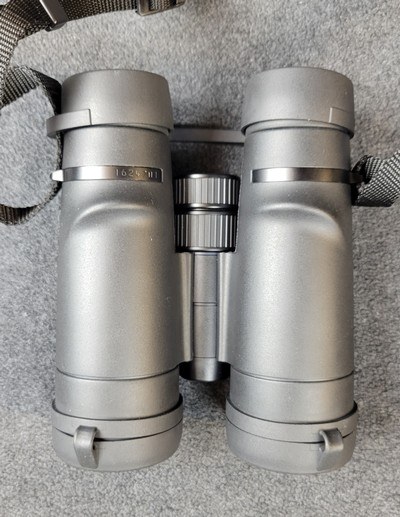 Very Lightly Used Leica Ultravid HD 10 x 42 Binoculars Waterproof 40294 - Image 14 of 16