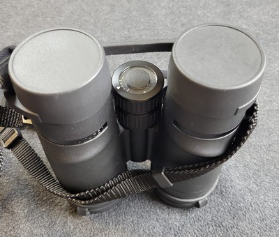 Very Lightly Used Leica Ultravid HD 10 x 42 Binoculars Waterproof 40294 - Image 7 of 16