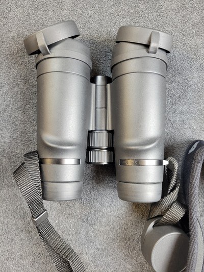 Very Lightly Used Leica Ultravid HD 10 x 42 Binoculars Waterproof 40294 - Image 10 of 16