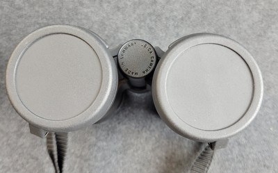 Very Lightly Used Leica Ultravid HD 10 x 42 Binoculars Waterproof 40294 - Image 12 of 16