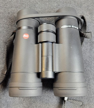 Very Lightly Used Leica Ultravid HD 10 x 42 Binoculars Waterproof 40294 - Image 13 of 16