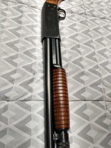 1960's Ithaca model 37 featherlight 12g pump - 9 of 11