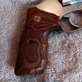 S&W 651-1 revolver 22 WMR + 22 LR Cylinders - 10 of 11
