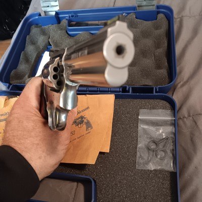 S&W 617 .22 10 shot revolver case holster & more - Image 9 of 15
