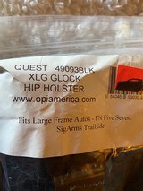 Quest Holter's Variety of Sizes Lot of 7 - 5 of 8