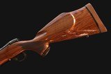 WEATHERBY MARK V DELUXE .416 WBY MAG - NEW - MDX01N416WR8B - 9 of 14