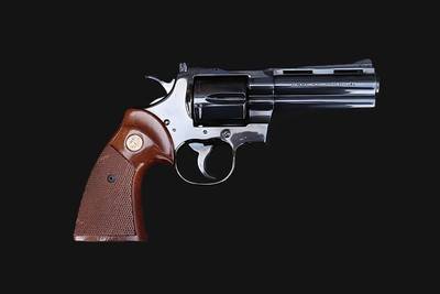 Colt Python Blued .357 Magnum 4