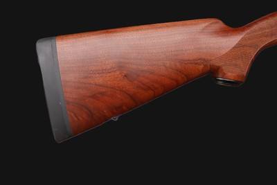 Winchester Model 70 Super Grade RMEF 25-Year .325 WSM w/Leupold VX-3 Scope - Image 6 of 22