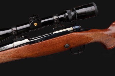 Winchester Model 70 Super Grade RMEF 25-Year .325 WSM w/Leupold VX-3 Scope - Image 12 of 22