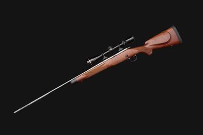 Winchester Model 70 Super Grade RMEF 25-Year .325 WSM w/Leupold VX-3 Scope - Image 21 of 22