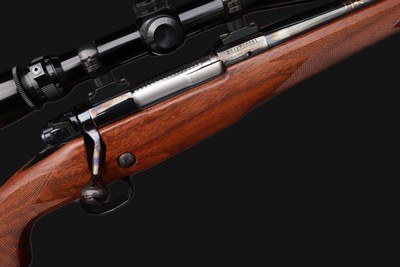 Winchester Model 70 Super Grade RMEF 25-Year .325 WSM w/Leupold VX-3 Scope - Image 5 of 22