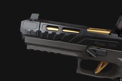 SIG Sauer Custom Works Spectre Comp w/ HoloSun & 3/Mags - Image 5 of 9