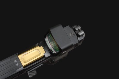 SIG Sauer Custom Works Spectre Comp w/ HoloSun & 3/Mags - Image 7 of 9