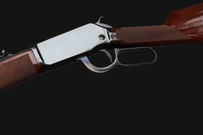 Winchester 9422M XTR .22 Magnum - Image 15 of 21