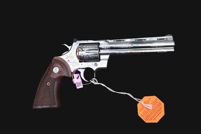 Colt Python Stainless Engraved DU .357 Magnum 6