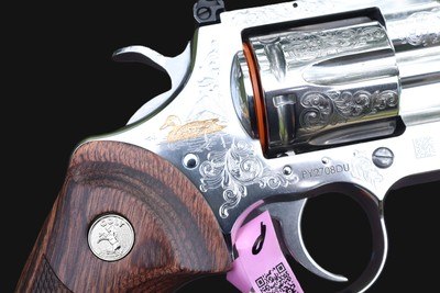 Colt Python Stainless Engraved DU .357 Magnum 6