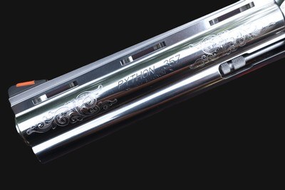 Colt Python Stainless Engraved DU .357 Magnum 6