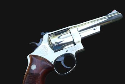 Smith & Wesson Model 57 Nickel .41 Mag 6