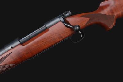 Winchester Model 70 Classic LH 7mm Rem Mag - Image 10 of 15