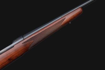 Winchester Model 70 Classic LH 7mm Rem Mag - Image 4 of 15