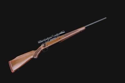 Winchester Model 70 Rifle .225 Win w/Redfield Scope - 1965 Mfg. - Image 1 of 17