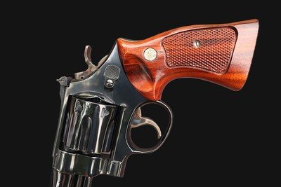 Smith & Wesson model 27-2 Revolver .357 Mag 6