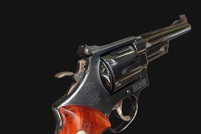 Smith & Wesson model 27-2 Revolver .357 Mag 6