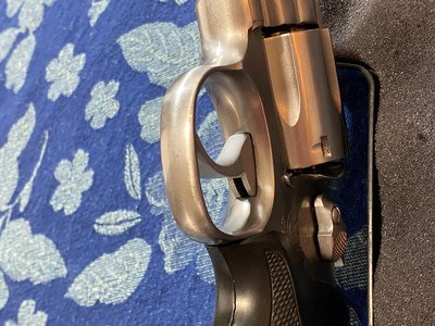 Smith & Wesson 65-3, 3 inch Barrel.Shoots .357 magnum and .38 special.Excellent.No Mims, no lock. - Image 10 of 15