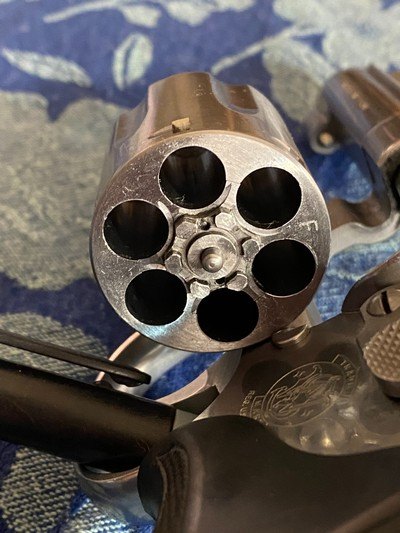 Smith & Wesson 65-3, 3 inch Barrel.Shoots .357 magnum and .38 special.Excellent.No Mims, no lock. - Image 2 of 15