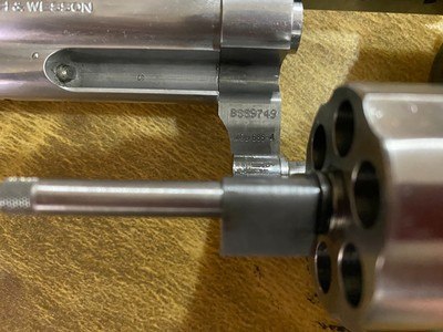 Smith & Wesson 686-4, .357 magnum.4" bbl, Round Butt. No Mims, No Lock.Excellent! - Image 9 of 15