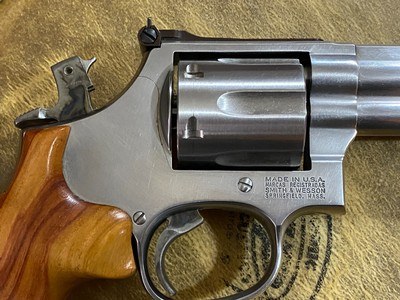 Smith & Wesson 686-4, .357 magnum.4" bbl, Round Butt. No Mims, No Lock.Excellent! - Image 11 of 15