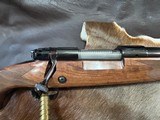 Winchester Model 70 Super Grade 243 Like NEW - 3 of 15